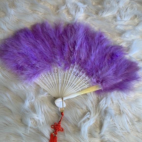 Purple Feather Handheld Fan - Picture 5 of 9